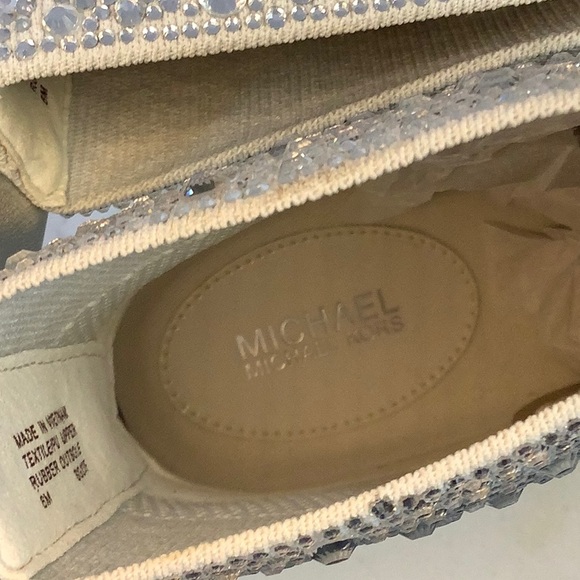 Michael Kors Bootie Flashy Silver - Picture 6 of 6